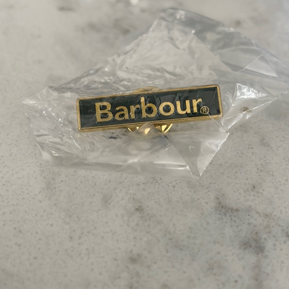 Barbour pin (New in bag)